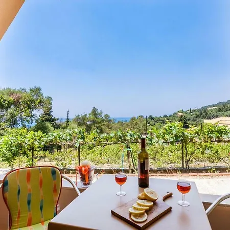 Loukia's 4 * Paramonas (Corfu)